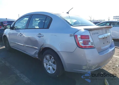 2011 Nissan Sentra 2.0S z USA, uszkodzony, nr VIN 3N1AB6AP5BL712364